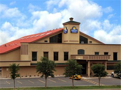 Hotel Days By Wyndham South Lubbock